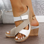 Sandales Ouvertes Compensées Élégantes – Multicolores