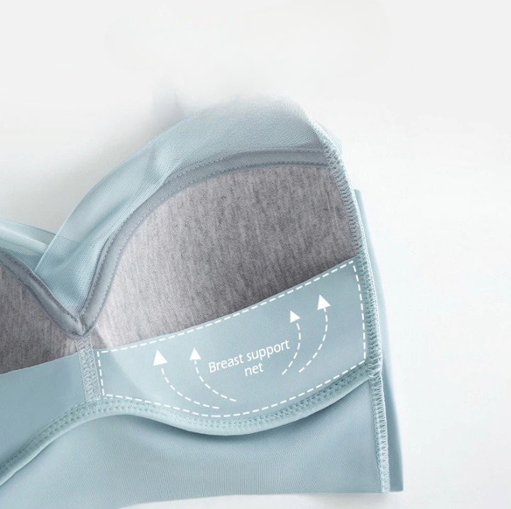 Brassière en soie glacée sans armatures