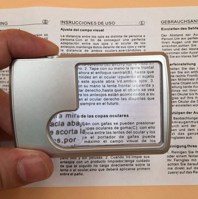 Mini loupe de lecture avec lumière LED